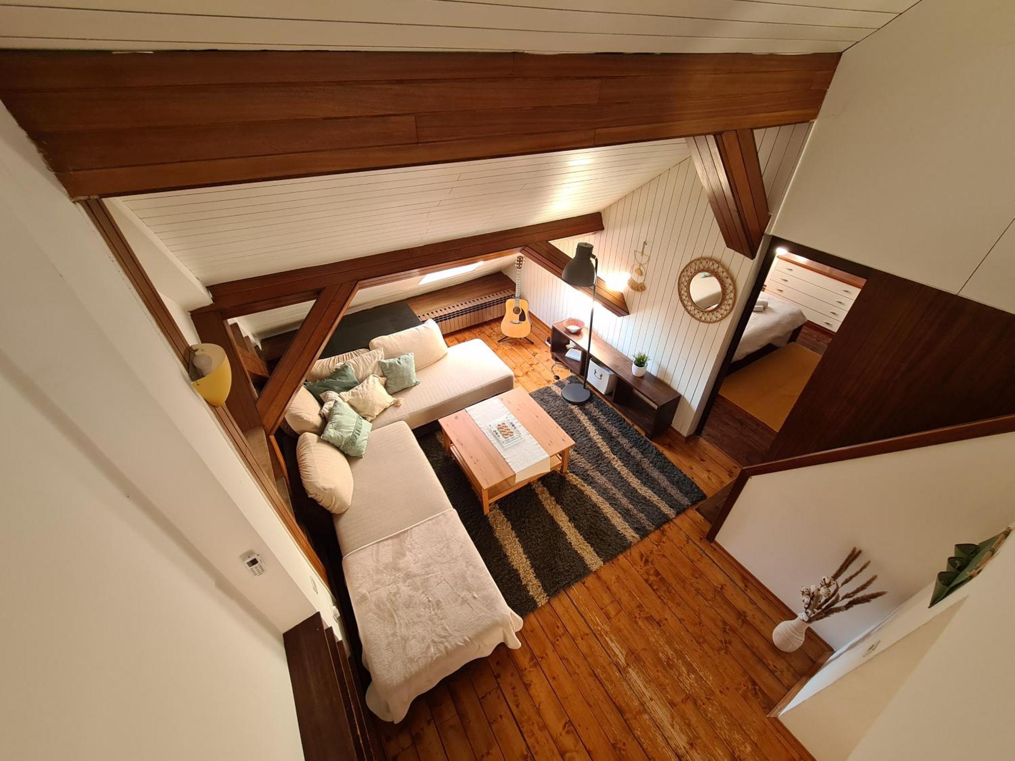 Old Town Cabin Apartment Загреб Экстерьер фото
