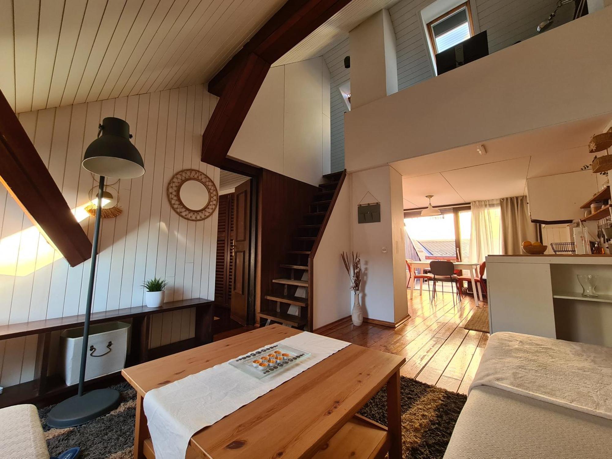 Old Town Cabin Apartment Загреб Экстерьер фото
